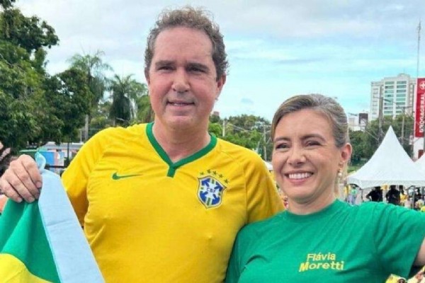 15:55 - 
							Flávia e Tião são multados em R$ 10 mil cada por propaganda irregular nas redes sociais