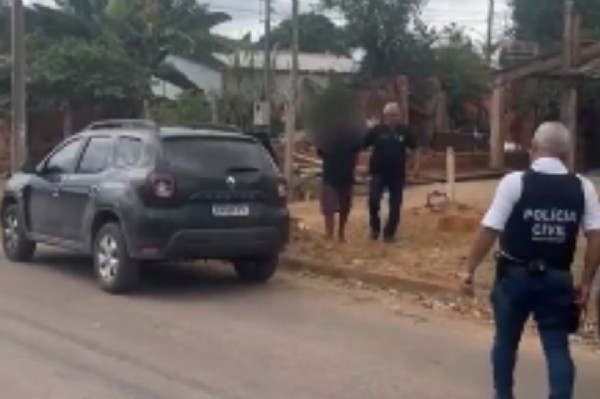 16:28 - 
							Seis pessoas são detidas por tentativa de execução de dois menores pertencentes a facção rival; veja vídeo