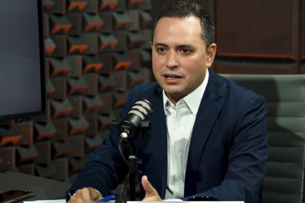 14:30 - 
							Diego afirma que Dorner superou crise saúde de Sinop e dispara: 'calou a boca da oposição'