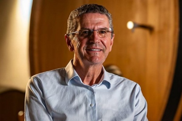 16:47 - 
							Cofundador do Grupo Bom Futuro aposta em vinhedos no Sul