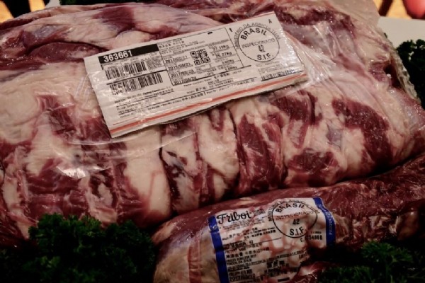 18:00 - 
							Mais de 450 mil toneladas de carnes bovinas de MT são exportadas para 81 países no primeiro semestre