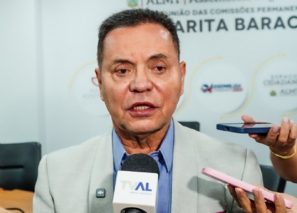 17:46 - 
							Botelho assume erro da AL e diz que fiscalização do BRT não avançou: reconheço até a minha falha como presidente