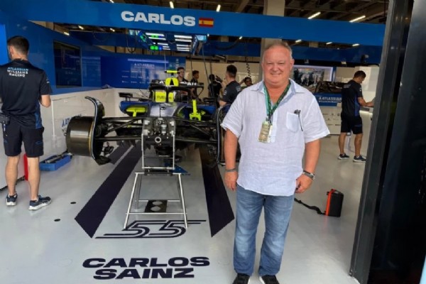 19:15 - 
							Fernando Maggi, sócio de gigante do agro, investe em mineradora de ouro em MT