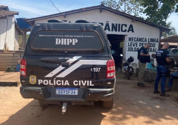 14:54 - 
							Polícia deflagra operação contra envolvidos na morte de personal trainer; veículos são apreendidos