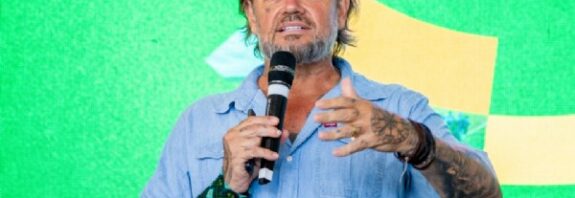 08:05 - 
							Richard Rasmussen diz que preservação em MT já é bem feita e que estado não pode permitir acordos como a Moratória da Soja