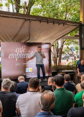 11:00 - 
							Café da manhã no PZ Ecomall reúne lideranças nacionais para debater economia e rumos do Brasil; Mauro Mendes comparece