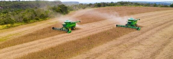 14:05 - 
							Aprosoja celebra saída de empresas da Moratória da Soja e reforça defesa da Legislação Nacional