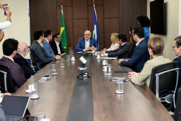 20:36 - 
							Governo de MT, MP e AMM firmam parceria para utilização de máquinas apreendidas em desmatamentos ilegais