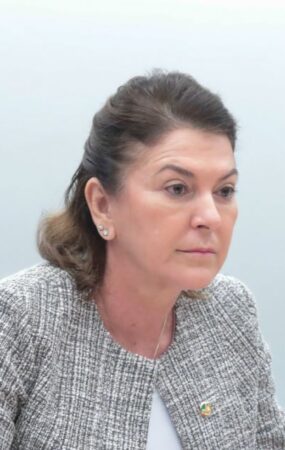 18:00 - 
							Direitista de carteirinha