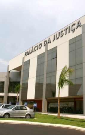 Audiência pública reúne centenas de pessoas para discutir lei de combate ao crime organizado