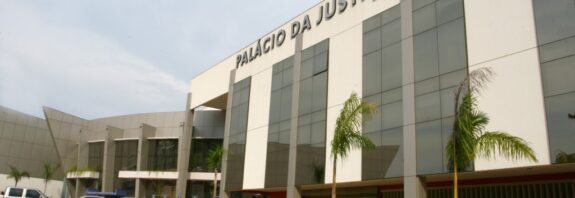 Audiência pública reúne centenas de pessoas para discutir lei de combate ao crime organizado